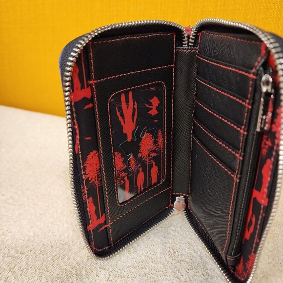 Loungefly Stranger Things Upside Down Shadows Zip Around Wallet NEW - Picture 11 of 14
